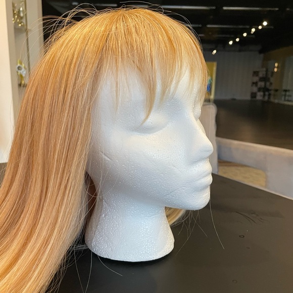 Honey Blonde Wig - Picture 3 of 6